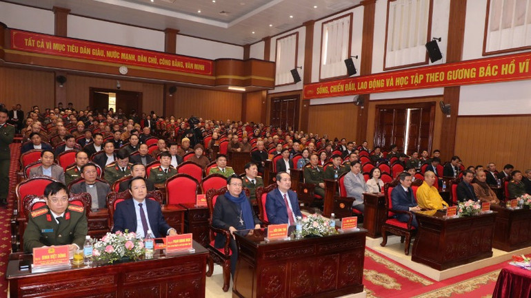 Các đại biểu tham dự buổi gặp mặt.