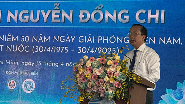Giám đốc Sở Văn hóa và Thể thao Thành phố Hồ Chí Minh Trần Thế Thuận phát biểu tại buổi lễ khởi công. (Ảnh: H.H.S) Giám đốc Sở Văn hóa và Thể thao Thành phố Hồ Chí Minh Trần Thế Thuận phát biểu tại buổi lễ khởi công. (Ảnh: H.H.S)