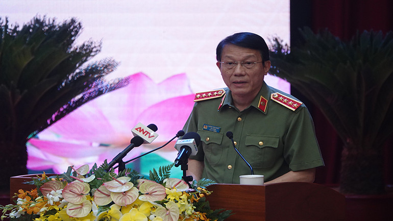 Đại tướng Lương Tam Quang, Bộ trưởng Công an, phát biểu bế mạc Hội thảo. (Ảnh: M.H) Đại tướng Lương Tam Quang, Bộ trưởng Công an, phát biểu bế mạc Hội thảo. (Ảnh: M.H)