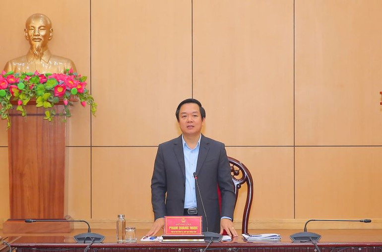 Đồng chí Phạm Quang Ngọc, Phó Bí thư Tỉnh ủy, Chủ tịch Ủy ban nhân dân tỉnh Ninh Bình kết luận hội nghị. (Ảnh: ANH TUẤN)