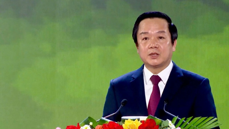 Đồng chí Phạm Quang Ngọc, Chủ tịch Ủy ban nhân dân tỉnh Ninh Bình phát biểu tại buổi lễ.