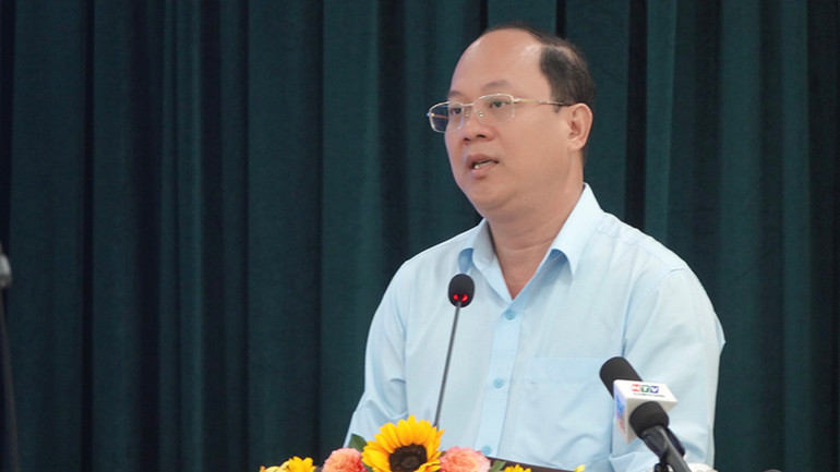 Phó Bí thư Thường trực Thành ủy Thành phố Hồ Chí Minh Nguyễn Hồ Hải phát biểu kết luận hội nghị.