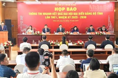 Quang cảnh buổi họp báo.