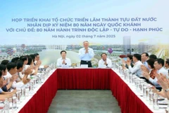 Phó Thủ tướng Thường trực Nguyễn Hòa Bình và Phó Thủ tướng Mai Văn Chính chủ trì cuộc họp. (Ảnh: Phạm Kiên/TTXVN)