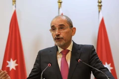 Ngoại trưởng Jordan Ayman Safadi phát biểu tại cuộc họp báo ở Amman, Jordan. (Ảnh tư liệu: THX)