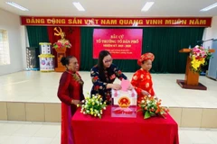 Bầu Tổ trưởng dân phố nhiệm kỳ 2025-2028 tại Tổ dân phố 13 Mỹ Đình 1, phường Từ Liêm, Hà Nội. (Ảnh: CTV)