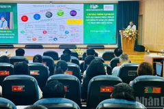 Các chuyên gia trong lĩnh vực chấn thương, chỉnh hình đã chia sẻ nhiều thông tin bổ ích cho học viên.