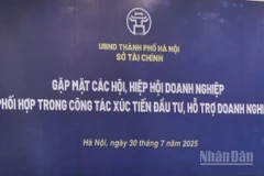 Hà Nội "đứng cạnh, đi cùng" cộng đồng doanh nghiệp