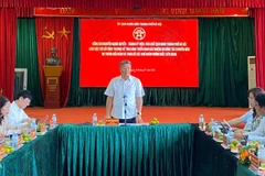 Phó Chủ tịch Ủy ban nhân dân thành phố Hà Nội Nguyễn Mạnh Quyền phát biểu tại buổi làm việc.