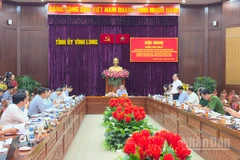Lãnh đạo tỉnh Vĩnh Long phát biểu ý kiến đóng góp vào kế hoạch vốn đầu tư công giai đoạn 2026-2030. 