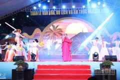 Chương trình nghệ thuật chào mừng Tuần lễ văn hóa, du lịch và ẩm thực Đắk Lắk 2025.