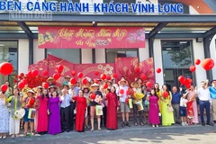 Đón khách quốc tế đầu tiên là hoạt động thường niên chào năm mới ở Vĩnh Long.