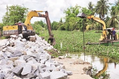 Nhà thầu thi công tuyến lộ giao thông nông thôn thuộc ấp Trung Đoàn, xã An Minh Bắc, huyện U Minh Thượng, tỉnh Kiên Giang