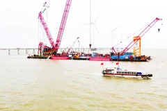 Công trình dự án nhà máy điện gió ngoài khơi, vị trí biển V1-7, thuộc xã Đông Hải, huyện Duyên Hải, tỉnh Trà Vinh.