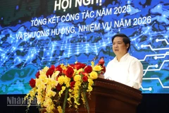 Bí thư Tỉnh ủy, Trưởng Ban Chỉ đạo về phát triển khoa học, công nghệ, đổi mới sáng tạo và chuyển đổi số tỉnh Đắk Lắk Lương Nguyễn Minh Triết phát biểu tại hội nghị.