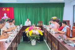 Quang cảnh buổi làm việc. 