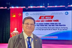 PGS, TS Lê Văn Hảo.