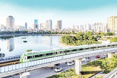 Hà Nội phát triển nhanh với hạ tầng ngày càng hiện đại.