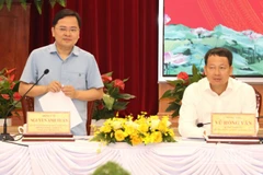 Đồng chí Nguyễn Anh Tuấn, Ủy viên Trung ương Đảng, Phó trưởng Ban Chính sách, chiến lược Trung ương phát biểu tại buổi làm việc.