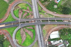 Nút giao kết nối giữa Quốc lộ 51 với đường T1 sân bay Long Thành.