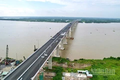 Cầu Nhơn Trạch trên tuyến Vành đai 3, nối tỉnh Đồng Nai với Thành phố Hồ Chí Minh.