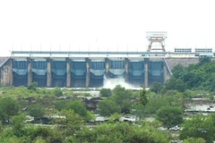 Từ 14 giờ ngày 8/12 Thủy điện Trị An tiến hành xả nước 1 cửa để điều tiết hồ chứa.