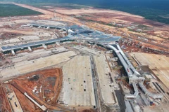 Sân bay Long Thành sẽ đưa vào khai thác trong nửa đầu năm 2026. Ba khu công nghiệp tỉnh Đồng Nai sắp khởi công có nhiều điều kiện thuận lợi trong thu hút đầu tư.