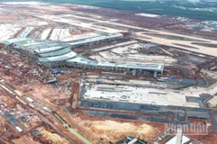 Dự án sân bay Long Thành giai đoạn 1 đang được đẩy nhanh tiến độ, với mục tiêu cuối năm 2025 cơ bản hoàn thành các hạng mục.