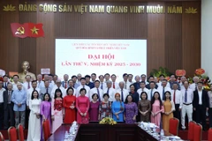 Phó Thủ tướng và các đại biểu dự Đại hội - Ảnh: VGP/ĐỨC TUÂN