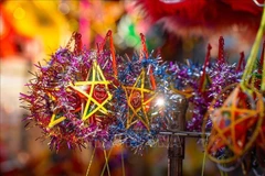 Rộn rã Tết Trung thu của người Việt tại Bỉ