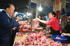 Đoàn công tác của Cục Quản lý và Phát triển thị trường trong nước do Cục trưởng Trần Hữu Linh làm Trưởng đoàn đã trực tiếp khảo sát tại các cơ sở sản xuất, kinh doanh trên địa bàn thành phố Hà Nội.