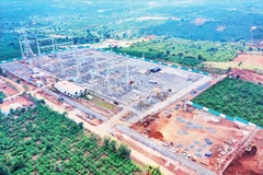 Toàn cảnh dự án Nhà máy Điện gió công suất 400MW của Trungnam Group tại Ea H’leo. Ảnh: Nam Trung