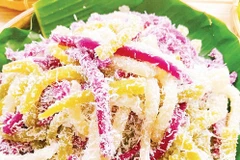 Bánh tằm khoai mì.