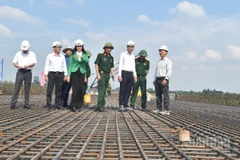Cao tốc An Hữu-Cao Lãnh đang đẩy nhanh tiến độ nhằm tạo động lực cho tỉnh Đồng Tháp phát triển. 