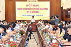 Toàn cảnh họp báo.
