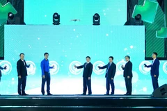 Nghi thức kick-off khai mạc Ngày Thẻ Việt Nam 2025 - Sóng Festival.