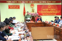 Thượng tướng Lê Tấn Tới, Trưởng Đoàn kiểm tra, giám sát của Tiểu ban bảo đảm an ninh, trật tự và an toàn xã hội, Hội đồng Bầu cử quốc gia, phát biểu tại buổi làm việc.