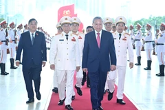 Tổng Bí thư Tô Lâm đến dự Lễ kỷ niệm 80 năm Ngày truyền thống Công an nhân dân Việt Nam (19/8/1945-19/8/2025), 20 năm Ngày hội toàn dân bảo vệ an ninh Tổ quốc (19/8/2005-19/8/2025) và trao tặng Huân chương Sao Vàng lần thứ 5. (Ảnh ĐĂNG KHOA)