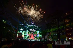 Chương trình Countdown thường niên chào đón năm mới 2026 tại không gian phố đi bộ Hồ Hoàn Kiếm (Hà Nội).