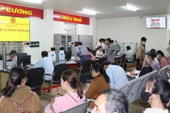 Kỷ cương, hiệu quả là mục tiêu cao nhất đối với đội ngũ cán bộ, công chức, viên chức làm việc tại các Trung tâm Phục vụ hành chính công trên địa bàn Quảng Ngãi. (Ảnh: HIỀN CỪ)
