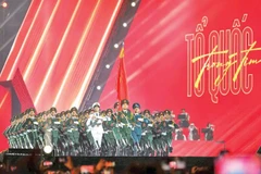 Chương trình Tổ quốc trong tim do Báo Nhân Dân phối hợp tổ chức, góp phần truyền cảm hứng về tình yêu quê hương đất nước và niềm tự hào dân tộc trong mỗi trái tim người Việt Nam. (Ảnh: THẾ ĐẠI)
