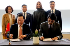 Bộ Tài chính Việt Nam ký Biên bản ghi nhớ hợp tác với Ngân hàng JP Morgan - một trong những định chế tài chính hàng đầu thế giới.