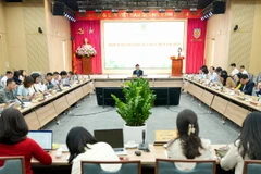 Chánh Văn phòng Bộ Tư pháp chủ trì họp báo.
