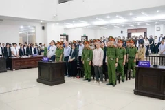 Các bị cáo trong vụ án tại một phiên phúc thẩm.
