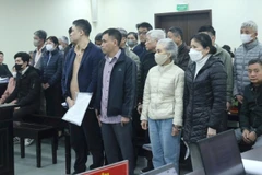 Các bị cáo tại phiên xét xử.