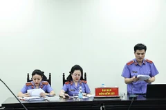 Các kiểm sát viên tại một phiên tòa.