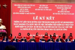 Lễ ký kết Thông tư liên tịch giữa các cơ quan.