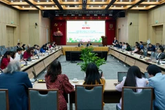 Toàn cảnh hội nghị.