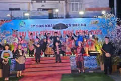 Đêm khai mạc Festival đầy sắc màu ở Bắc Hà (Lào Cai).