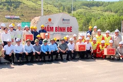 [Video] Thủ tướng kiểm tra các dự án giao thông tại khu vực miền Trung